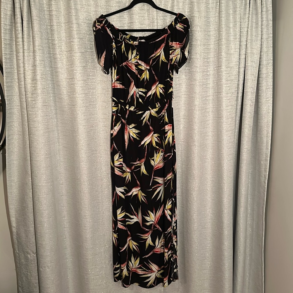 1.State Long Beautiful Print Dress Size S .